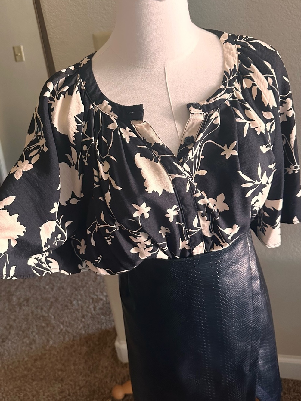 Ava & Viv Black Blouse with Cream Floral Print